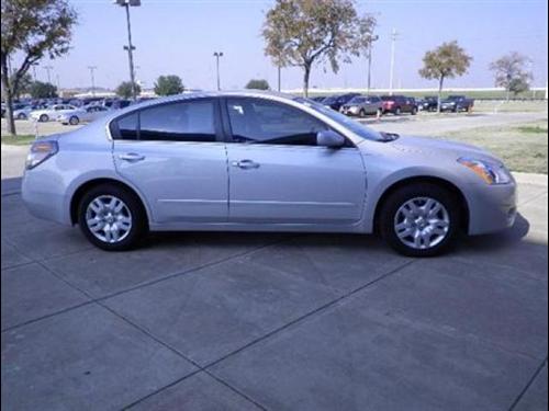 Nissan Altima 2011 photo 3