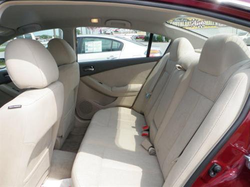 Nissan Altima 2011 photo 3