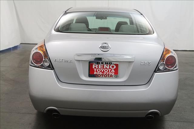 Nissan Altima 2011 photo 0