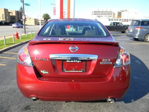 Nissan Altima 2011 photo 3