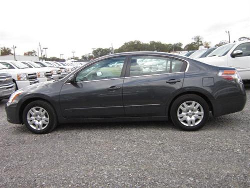 Nissan Altima 2011 photo 3