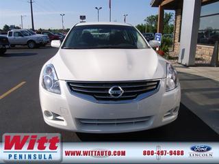 Nissan Altima GS-R Other