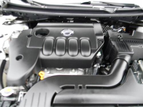 Nissan Altima 2011 photo 1