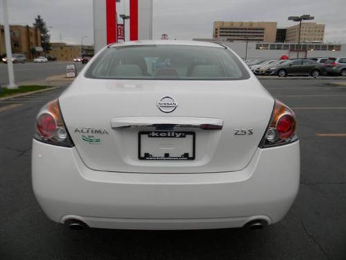 Nissan Altima 2011 photo 4