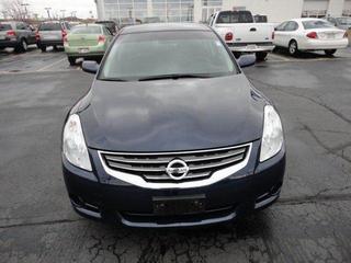 Nissan Altima 2011 photo 4