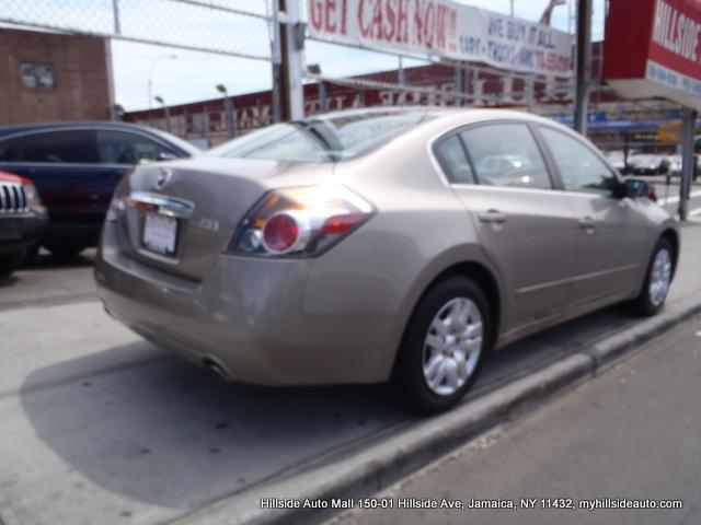 Nissan Altima 2011 photo 5