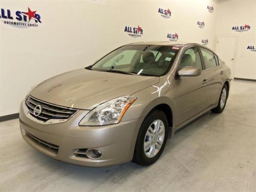 Nissan Altima 2011 photo 4