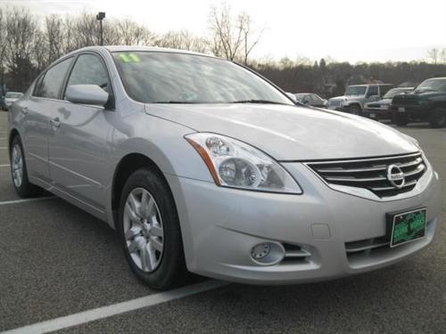 Nissan Altima 2011 photo 1