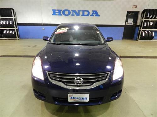 Nissan Altima 2011 photo 1