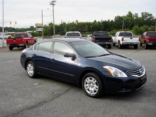 Nissan Altima 2011 photo 3