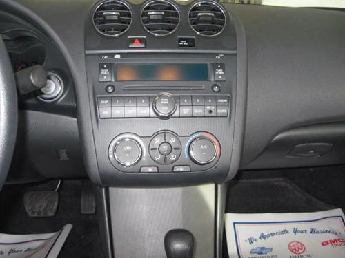 Nissan Altima 2011 photo 5