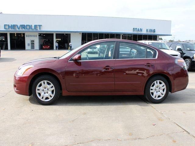 Nissan Altima 2011 photo 1