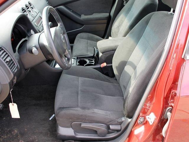 Nissan Altima 2011 photo 3