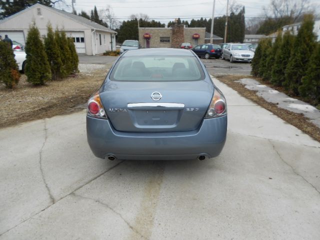 Nissan Altima 2011 photo 3