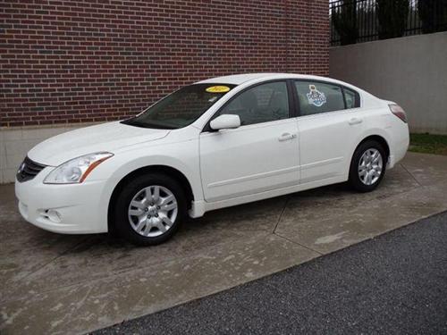 Nissan Altima 2011 photo 3