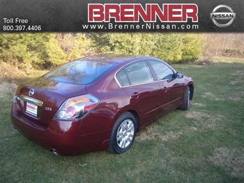 Nissan Altima 2011 photo 4