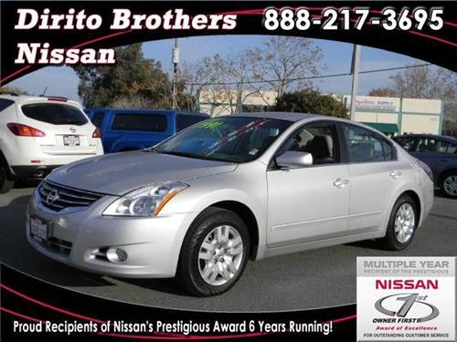 Nissan Altima 2011 photo 4