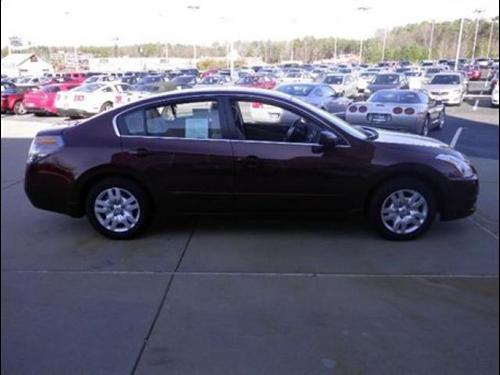 Nissan Altima 2011 photo 3