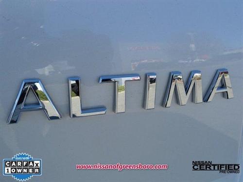 Nissan Altima 2011 photo 2