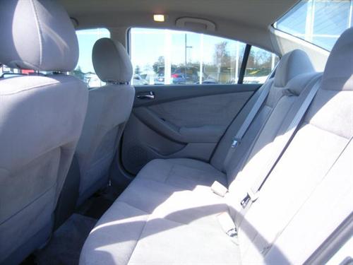 Nissan Altima 2011 photo 3