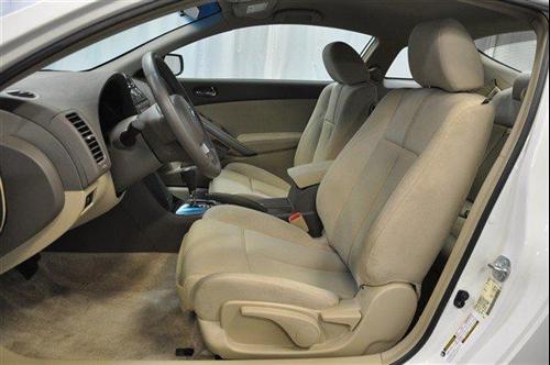 Nissan Altima 2011 photo 5