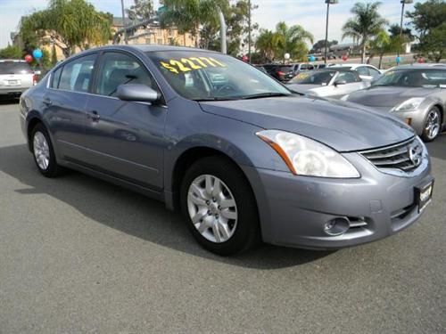 Nissan Altima 2011 photo 1