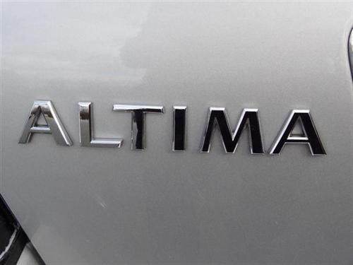 Nissan Altima 2011 photo 3