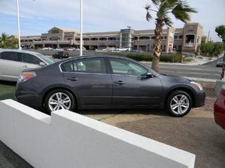 Nissan Altima 2011 photo 4