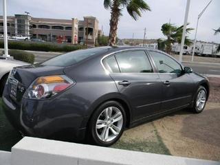 Nissan Altima 2011 photo 5