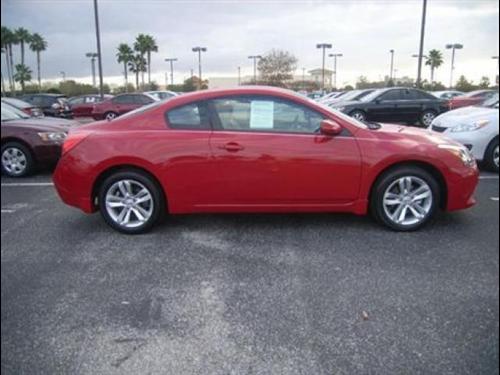 Nissan Altima 2011 photo 3