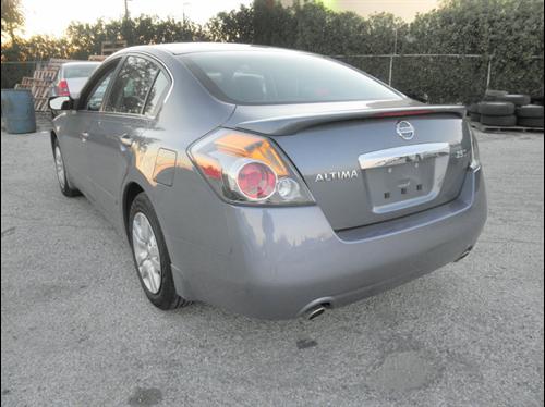 Nissan Altima 2011 photo 5