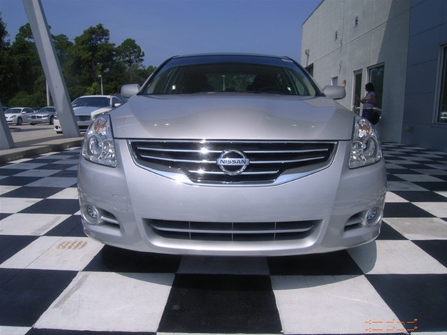 Nissan Altima Pickupslt Quad Cab SWB 4WD 4x4 Truck Other