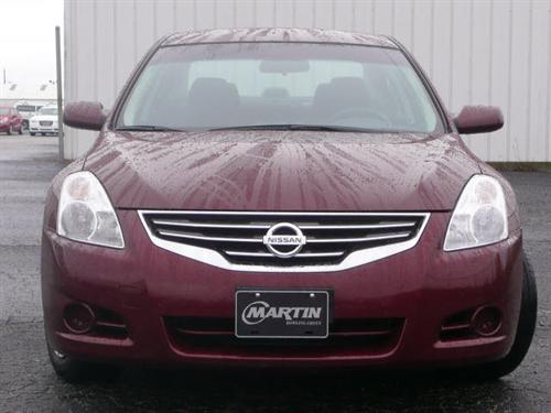 Nissan Altima 2011 photo 1