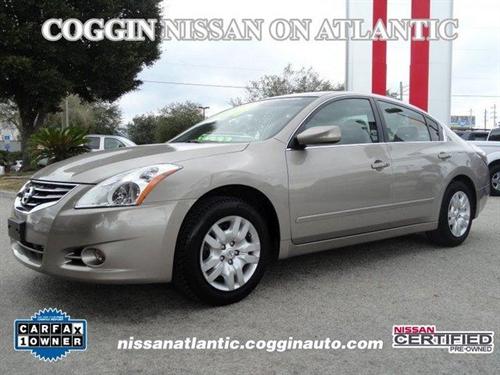 Nissan Altima 2011 photo 1