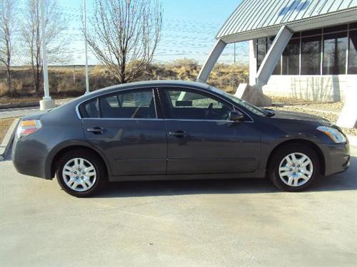 Nissan Altima 2011 photo 3