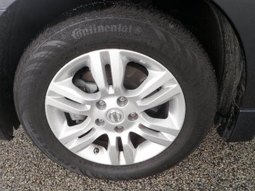 Nissan Altima 2011 photo 1