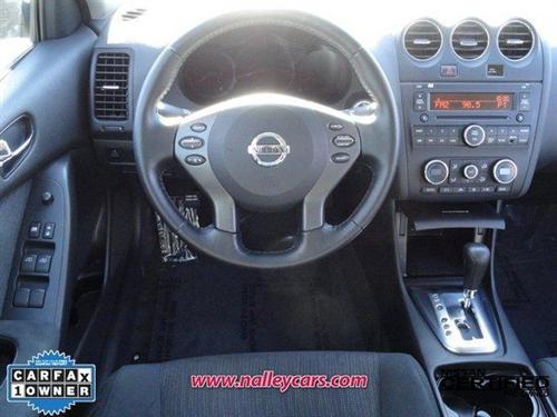 Nissan Altima 2011 photo 4