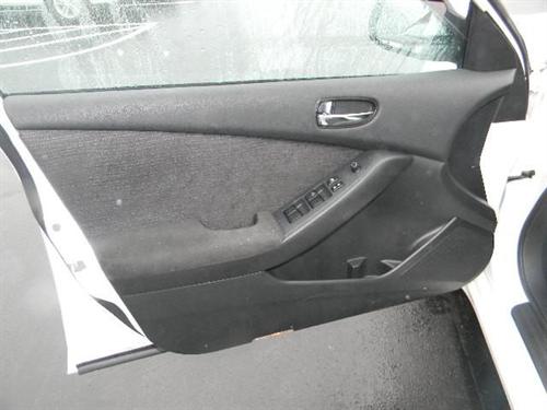 Nissan Altima 2011 photo 5