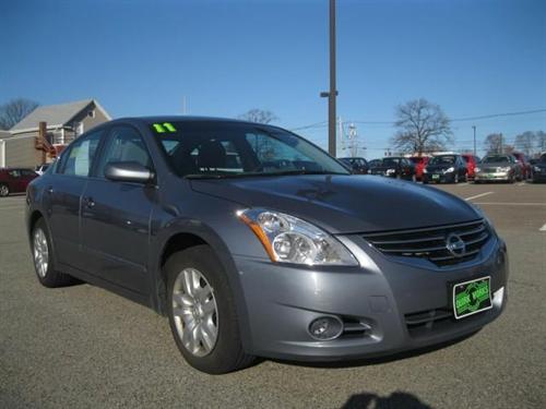 Nissan Altima 2011 photo 1