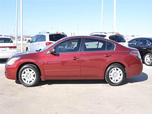 Nissan Altima 2011 photo 3