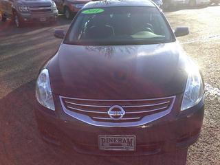 Nissan Altima 2011 photo 1