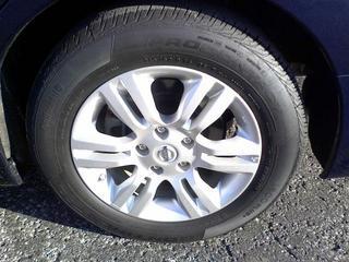 Nissan Altima 2011 photo 2