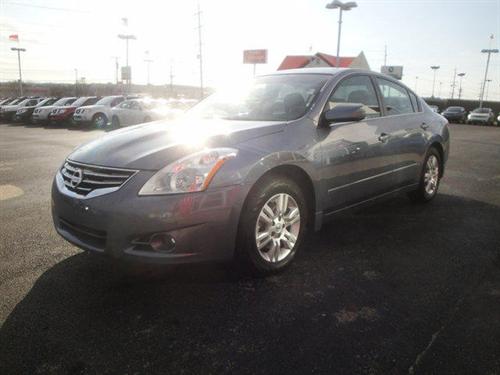 Nissan Altima 2011 photo 4