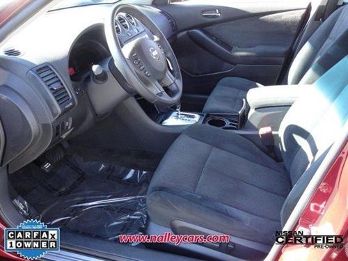 Nissan Altima 2011 photo 2