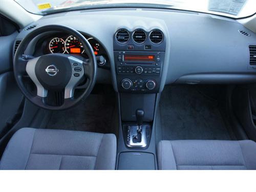 Nissan Altima 2011 photo 5