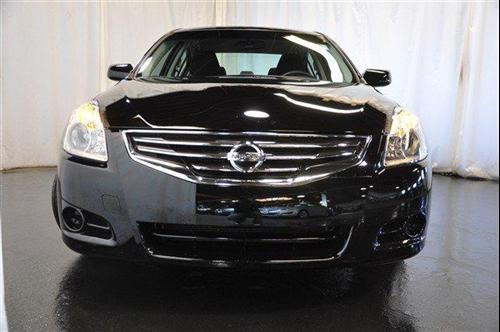 Nissan Altima 2011 photo 3