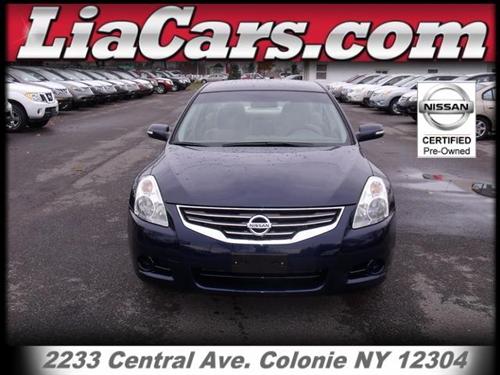 Nissan Altima 2011 photo 1