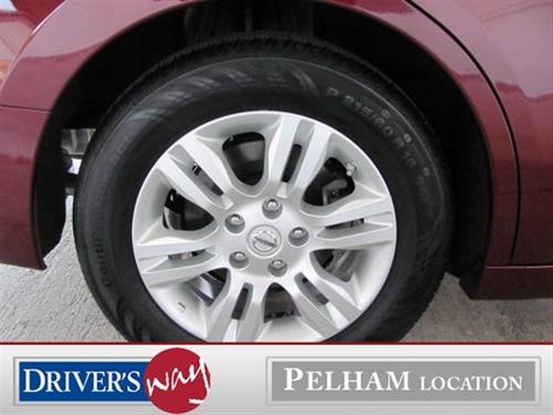 Nissan Altima 2011 photo 2