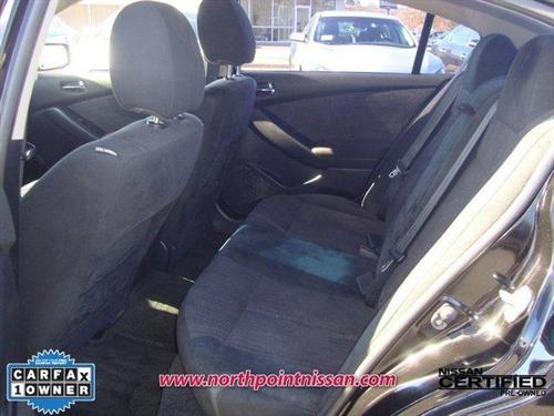 Nissan Altima 2011 photo 3