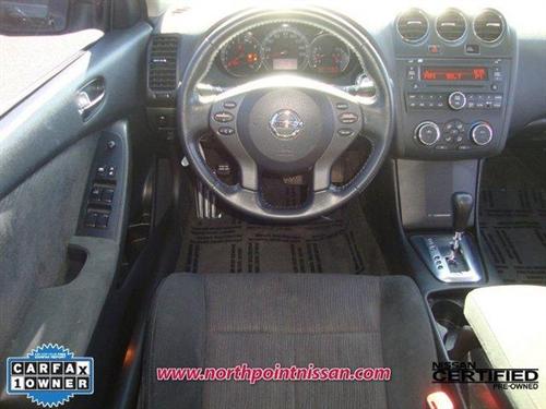 Nissan Altima 2011 photo 4